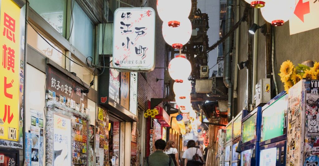 Die geheime Infrastruktur der Anime- und Manga-Welten: Strommasten, Gullydeckel und Kondenswasser als Storytelling-Werkzeuge